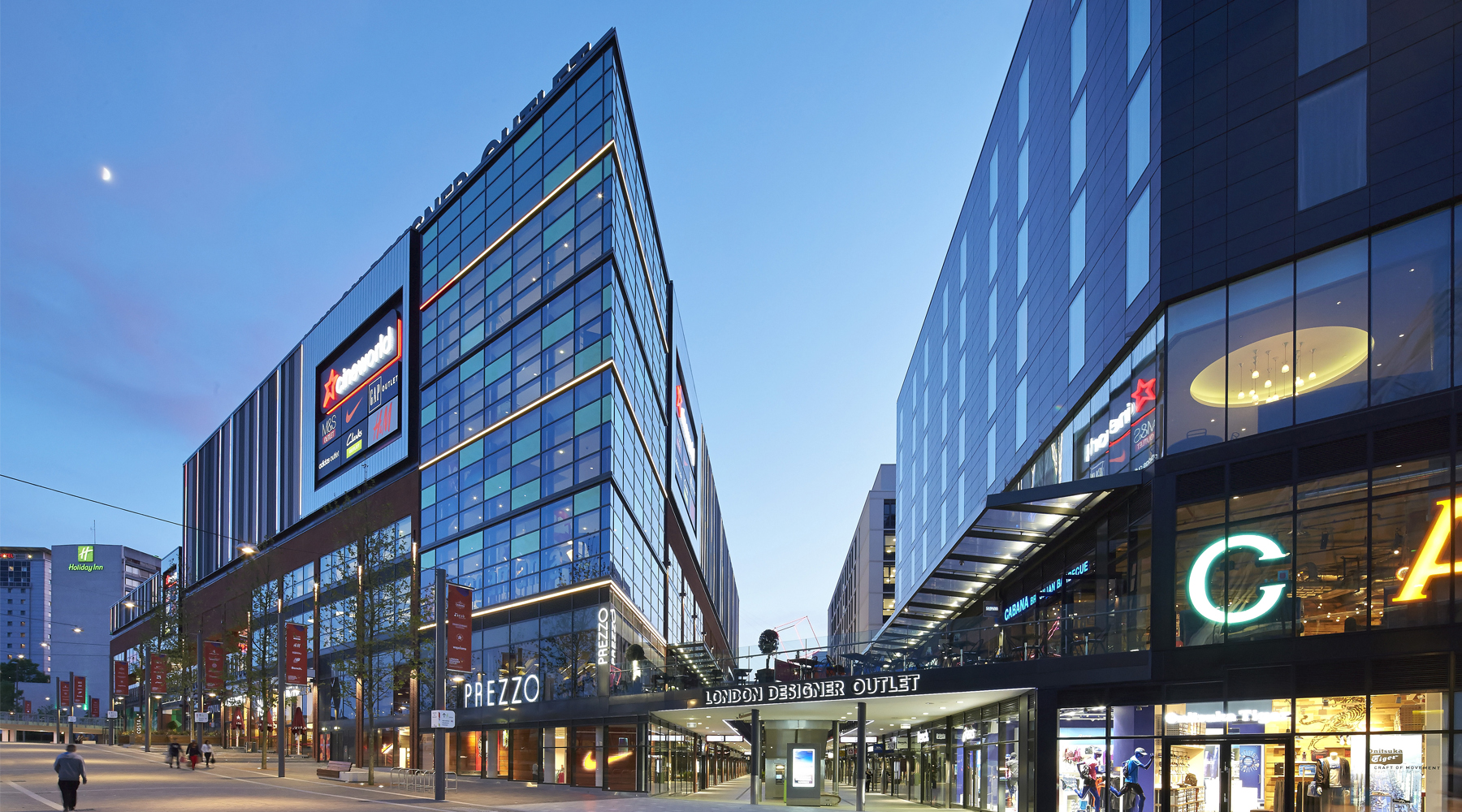 London Designer Outlet Wembley Park Leslie Jones Architects